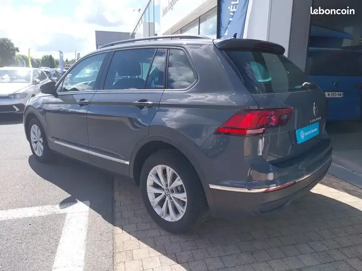 Volkswagen Tiguan 2022 photo 3