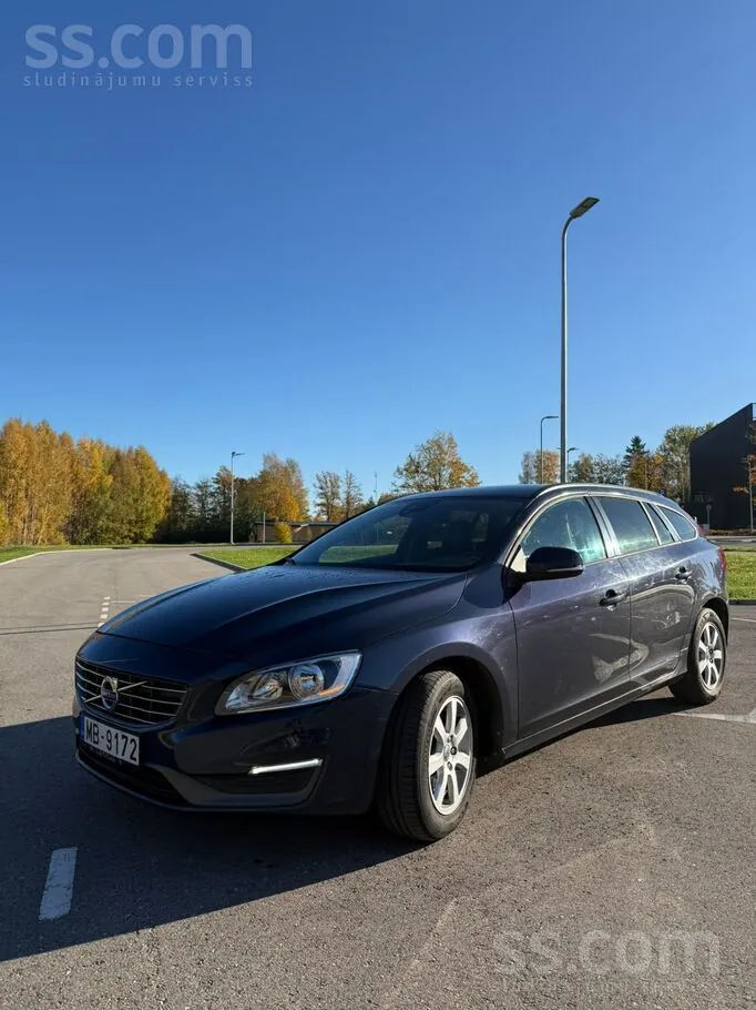 Volvo V60 2013 photo 2