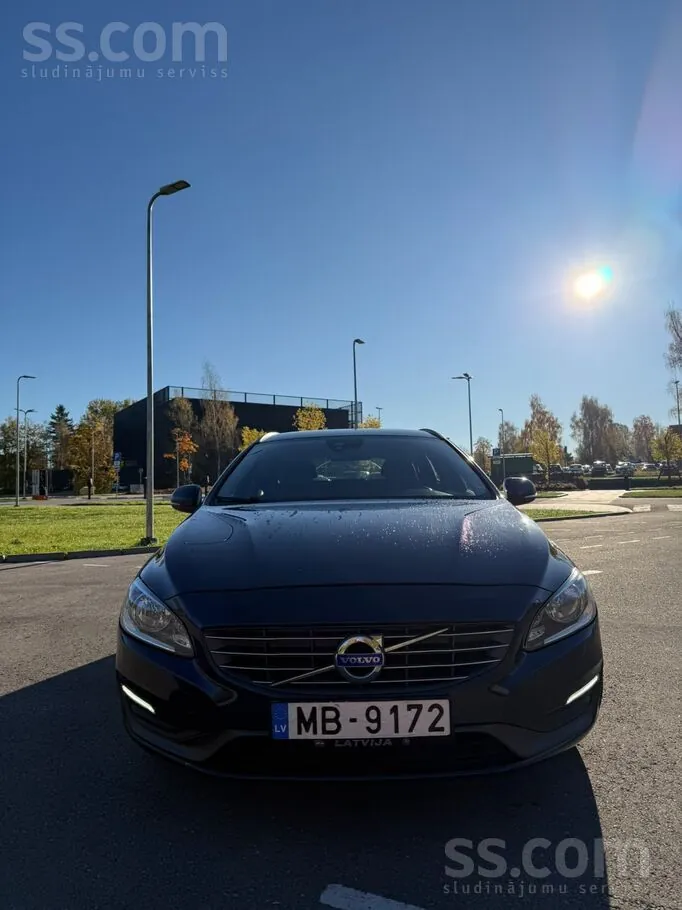 Volvo V60 2013 photo 3
