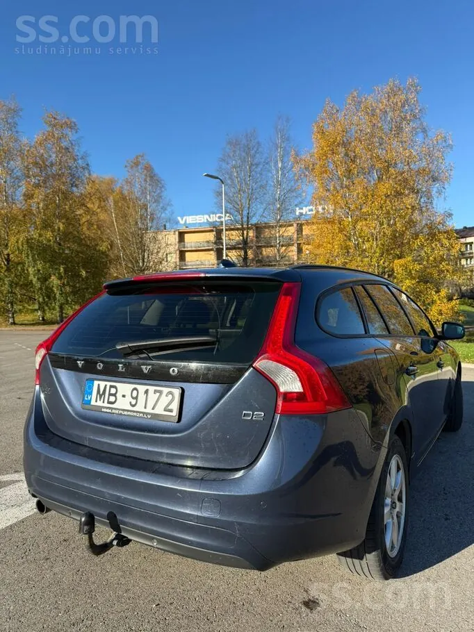 Volvo V60 2013 photo 5