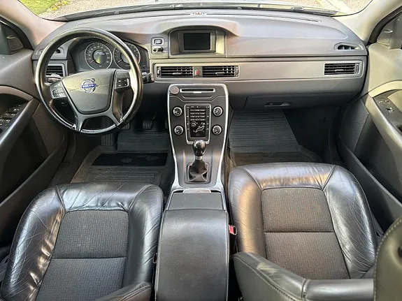 Volvo V70 2012 photo 5