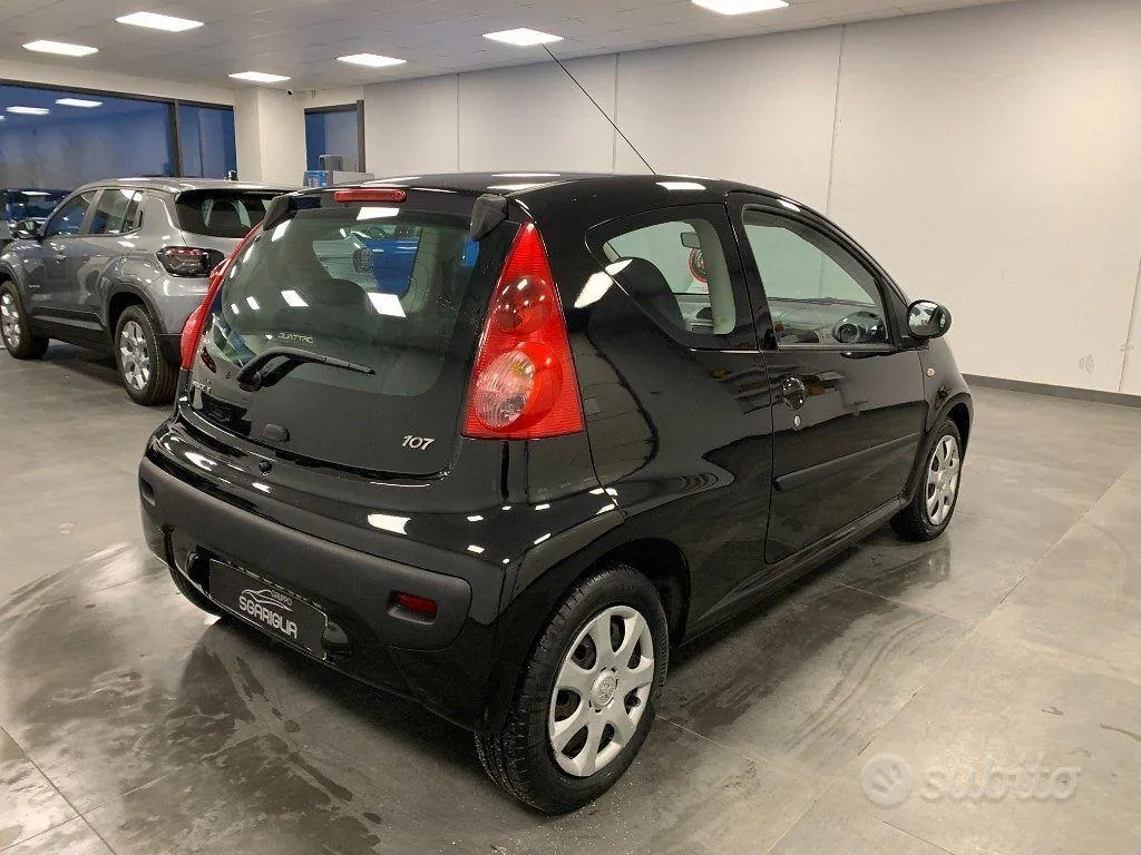 Peugeot 107 2009 photo 4