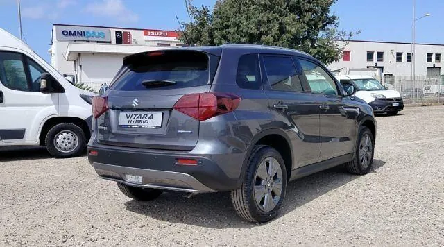 Suzuki Vitara 2024 photo 3