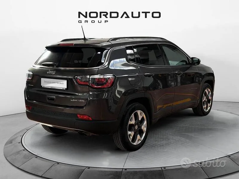 Jeep Compass 2018 photo 3