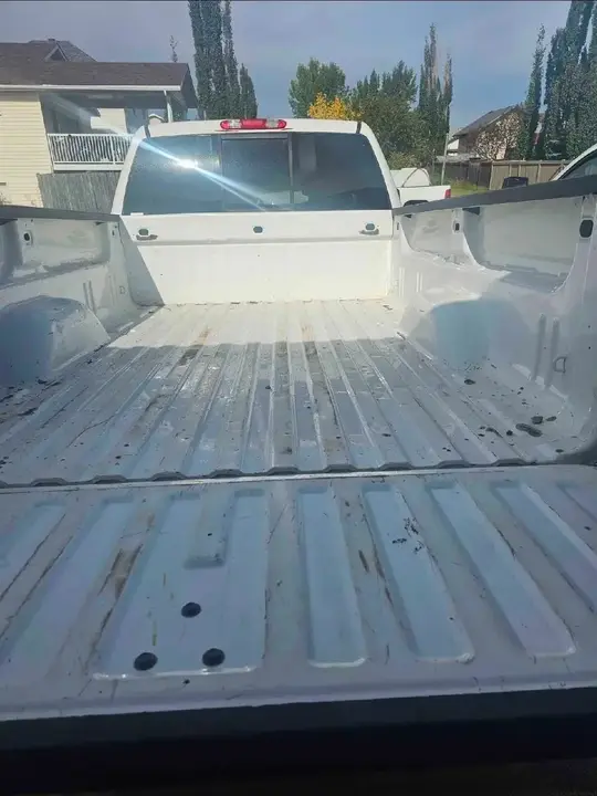 Chevrolet Silverado 3500Hd 2010 photo 2