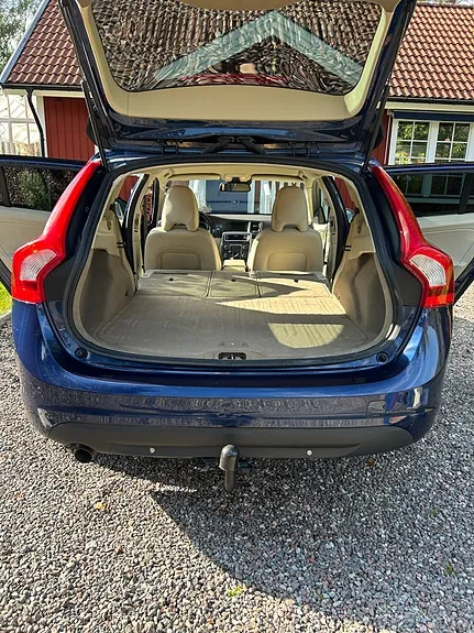 Volvo V60 2012 photo 3