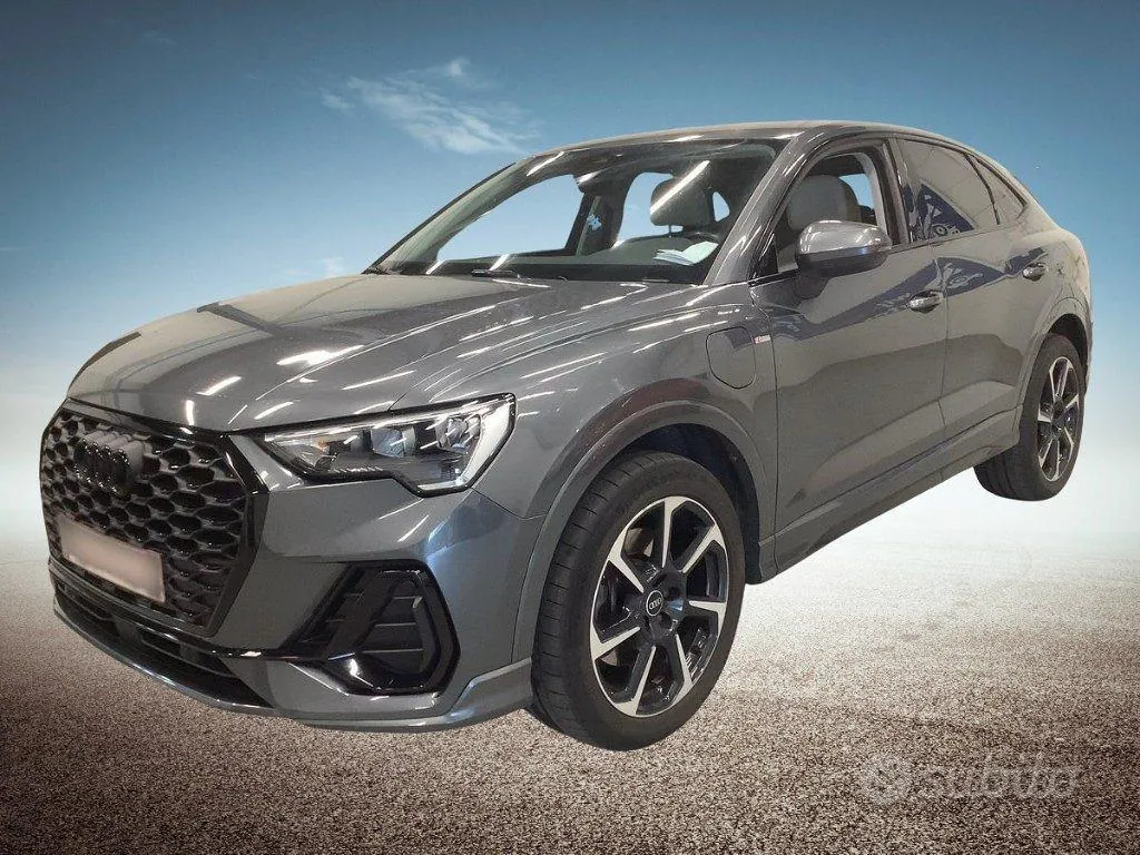 Audi Q3 2021 photo 4