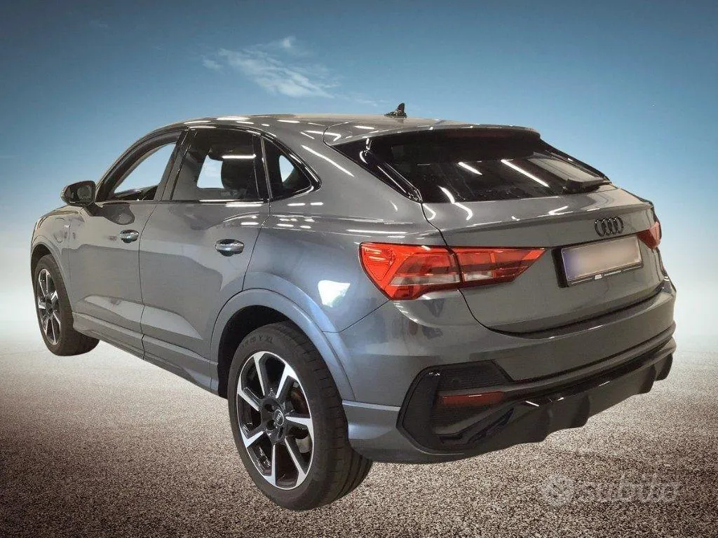 Audi Q3 2021 photo 3