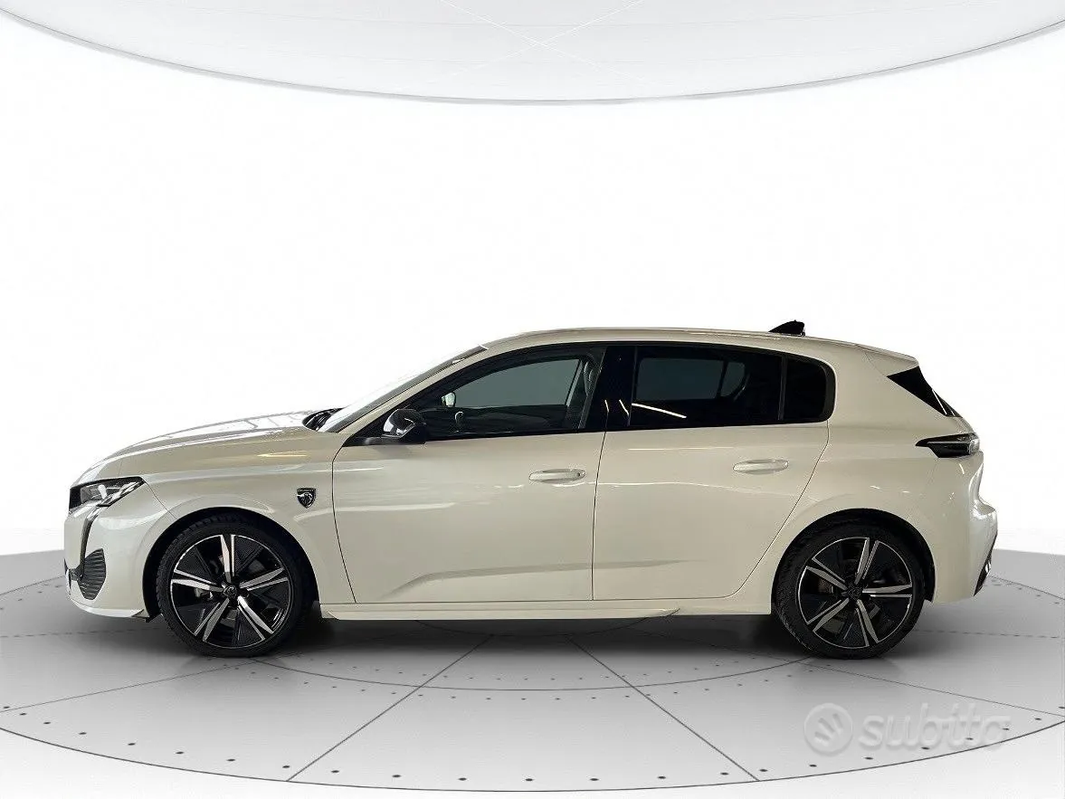 Peugeot 308 2023 photo 2
