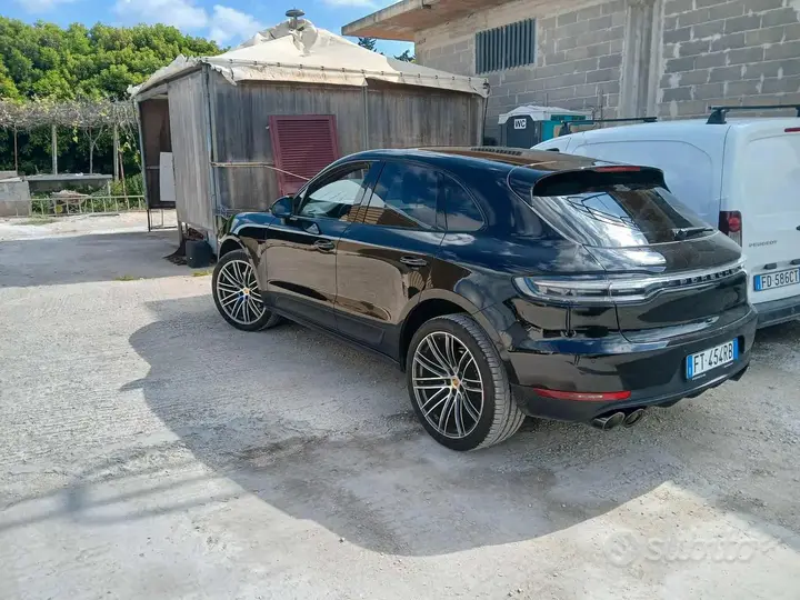 Porsche Macan 2019 photo 2