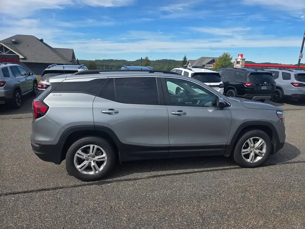 GMC Terrain 2024 photo 5