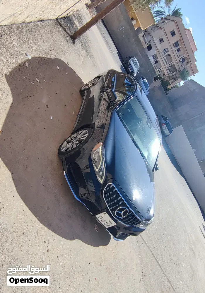 Mercedes-Benz E-Class 2013 photo 4