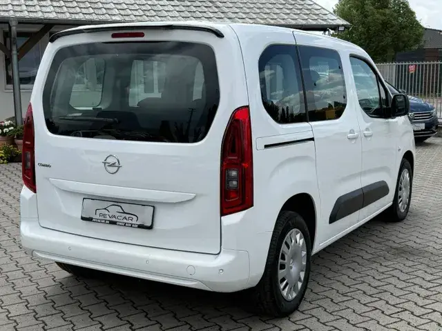 Opel Combo 2022 photo 2