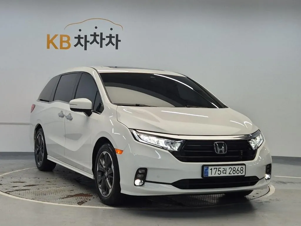 Honda Odyssey 2023 photo 4
