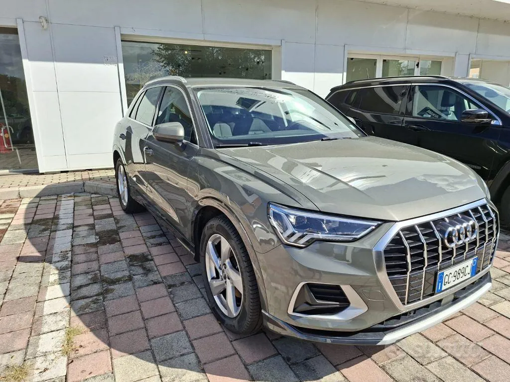 Audi Q3 2020 photo 2