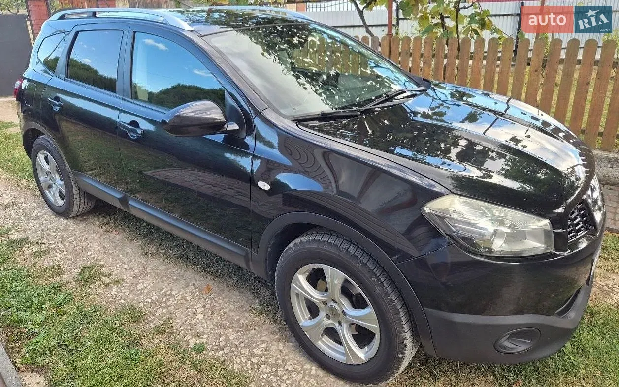 Nissan Qashqai+2 2011 photo 2