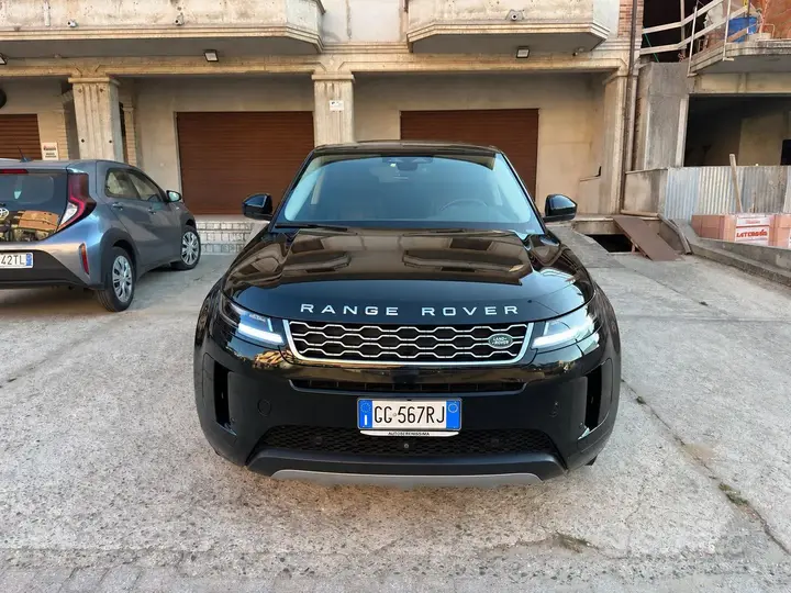 Land Rover Range Rover Evoque 2021 photo 2
