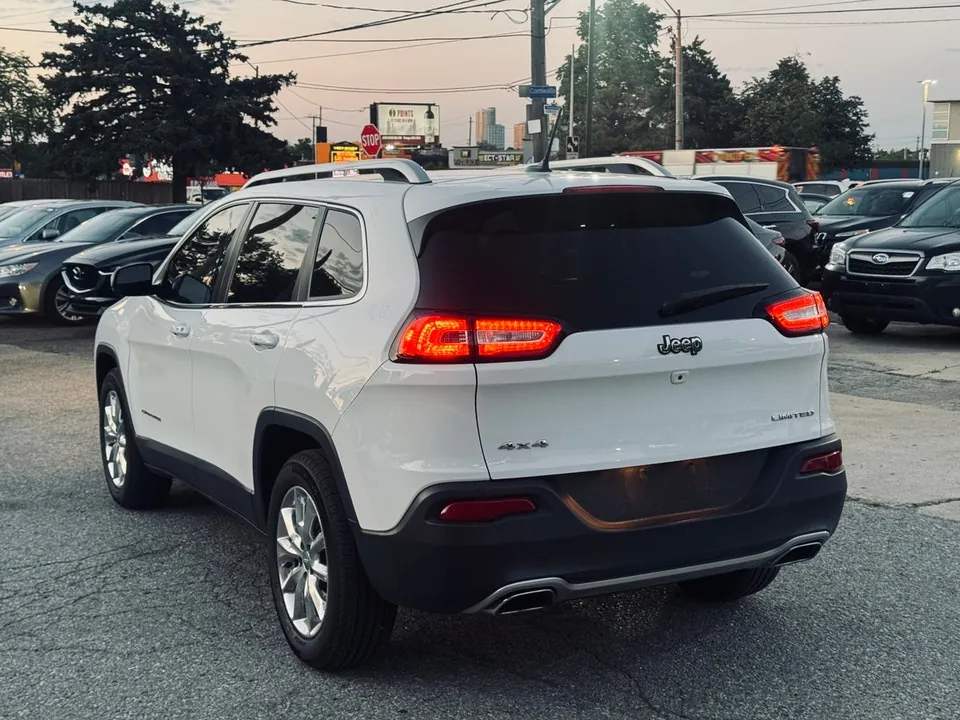 Jeep Cherokee 2015 photo 3