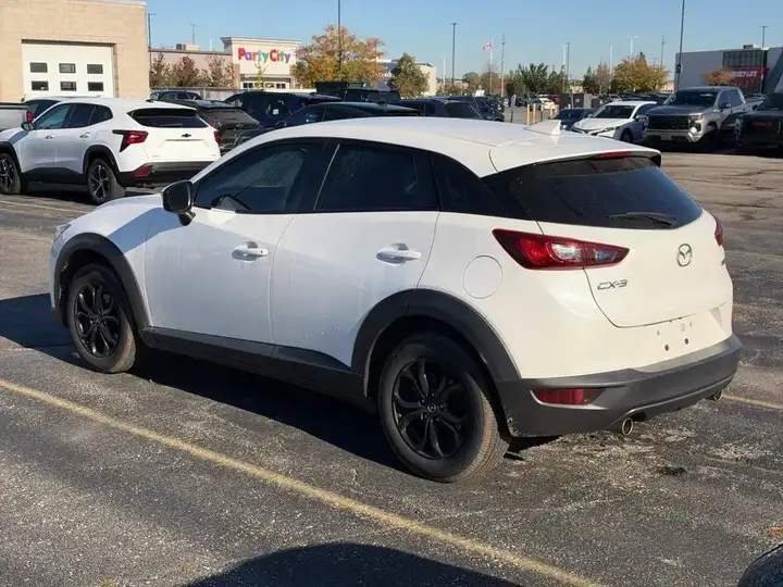 Mazda Cx-3 2018 photo 4