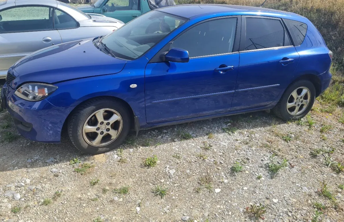 Mazda Mazda3 2007 photo 2