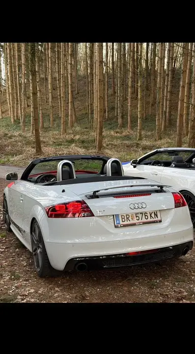 Audi Tt 2012 photo 2