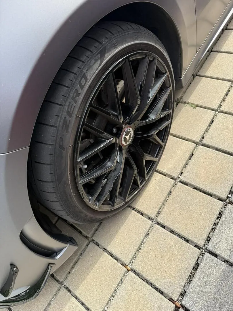 Mercedes-Benz A250 2018 photo 2