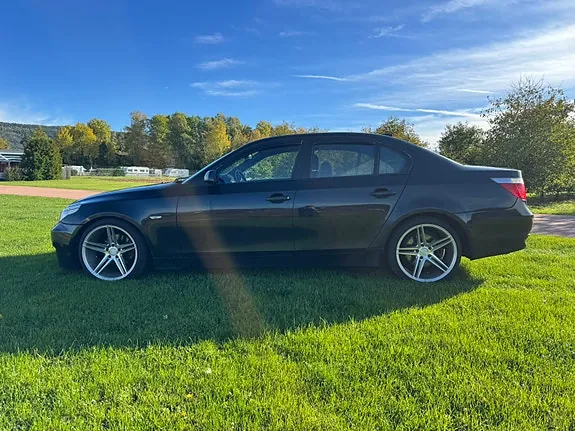 BMW 525D 2005 photo 2