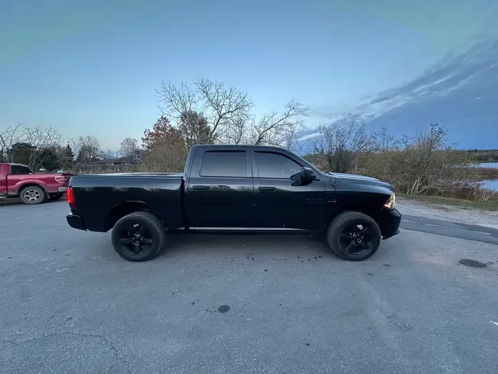 Ram 1500 Express 2018 photo 3