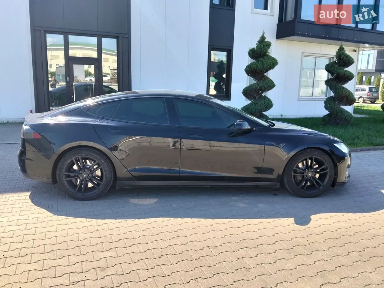 Tesla Model S 2015 photo 3