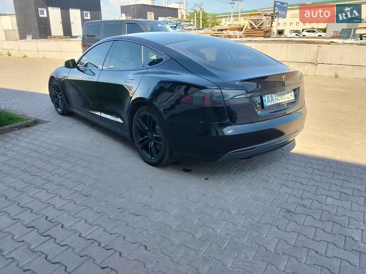 Tesla Model S 2015 photo 5