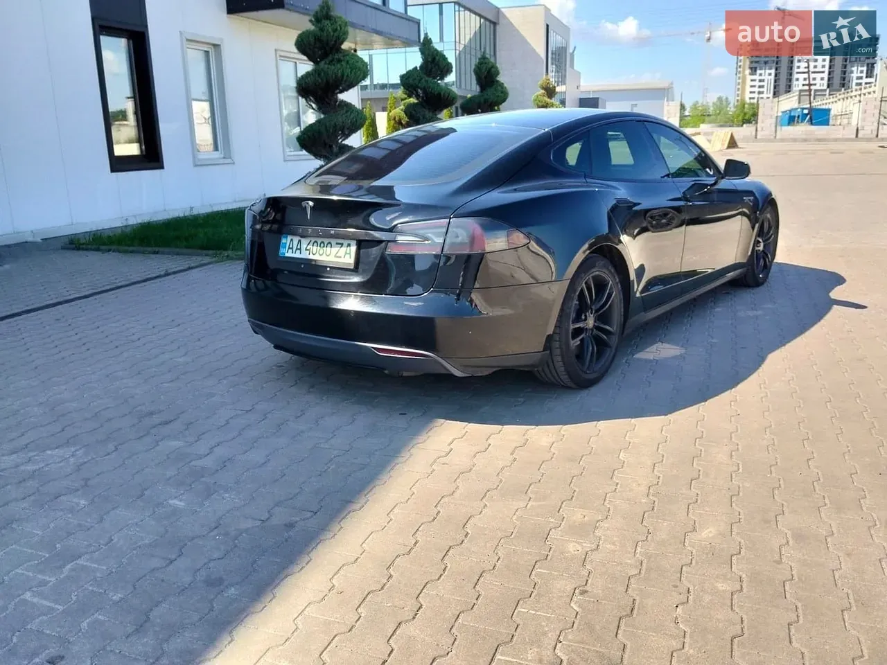 Tesla Model S 2015 photo 4