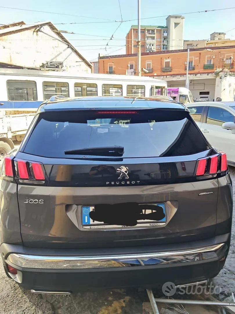 Peugeot 3008 2018 photo 2