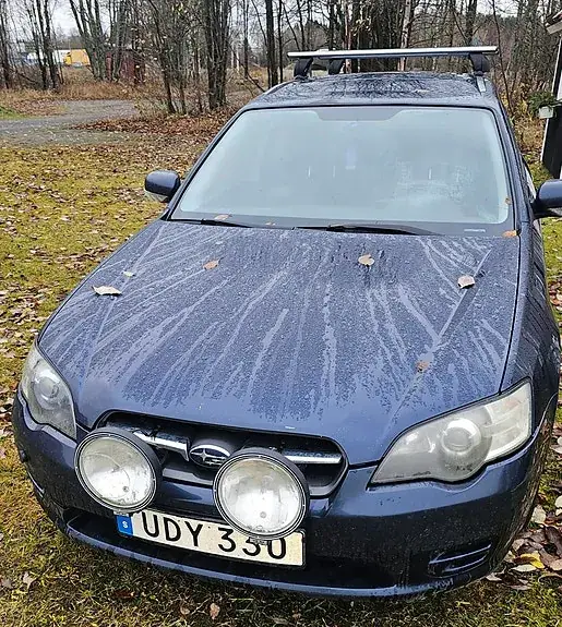 Subaru Legacy 2004 photo 3