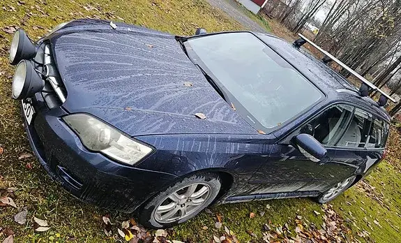Subaru Legacy 2004 photo 2
