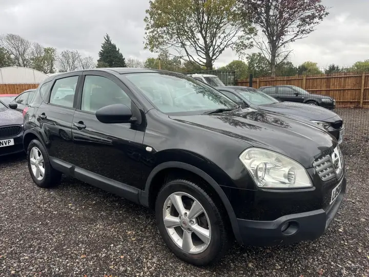 Nissan Qashqai 2009 photo 2