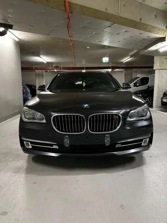 BMW 7 Series 2014 photo 3