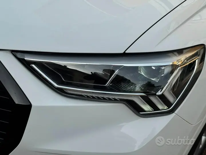 Audi Q3 2021 photo 4