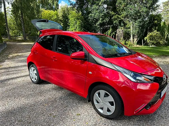 Toyota Aygo 2017 photo 2