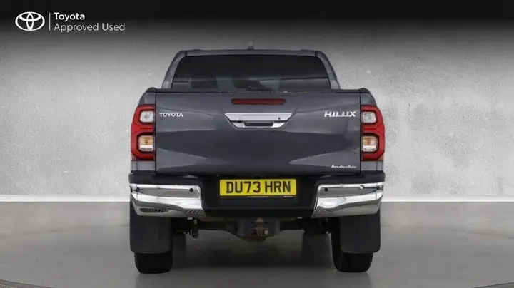 Toyota Hilux 2023 photo 5