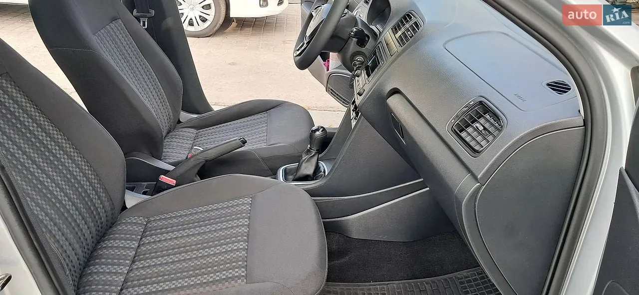 Volkswagen Polo 2017 photo 3