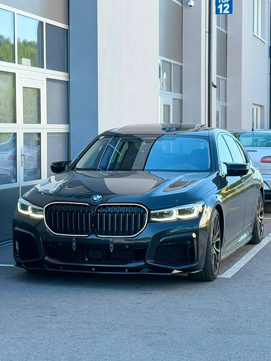 BMW 7 Series 2021 photo 3