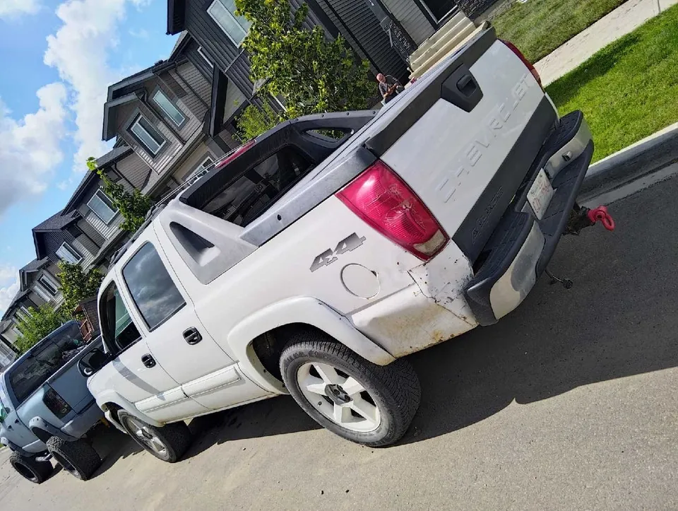 Chevrolet Avalanche 2004 photo 4