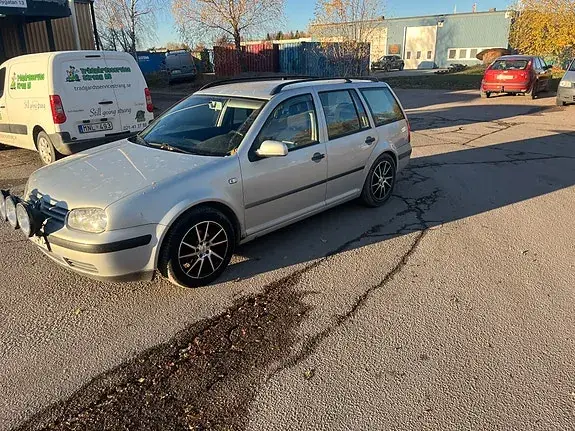 Volkswagen Golf 4 2000 photo 3