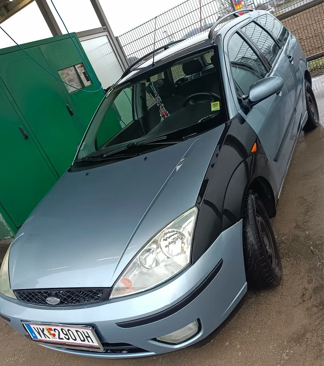 Ford Focus 2004 photo 3