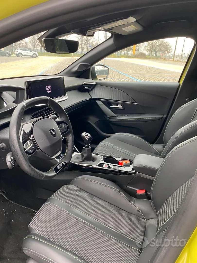 Peugeot 208 2024 photo 5