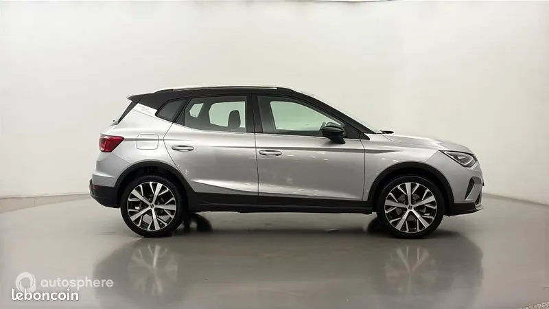 Seat Arona 2023 photo 4