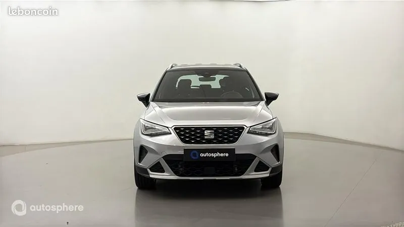 Seat Arona 2023 photo 2