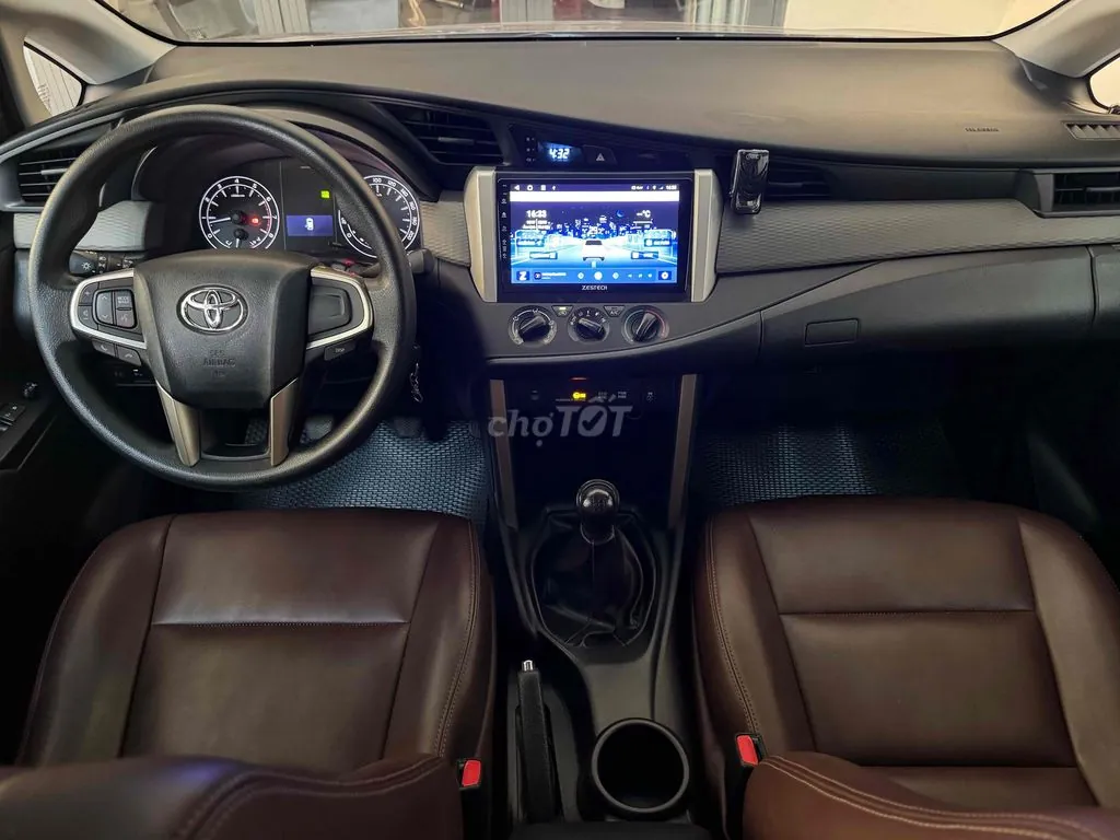 Toyota Innova 2022 photo 5