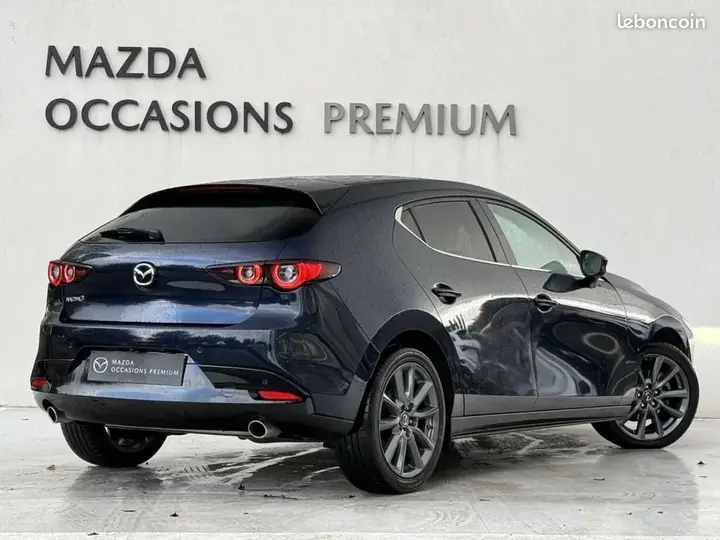 Mazda 3 2025 photo 2