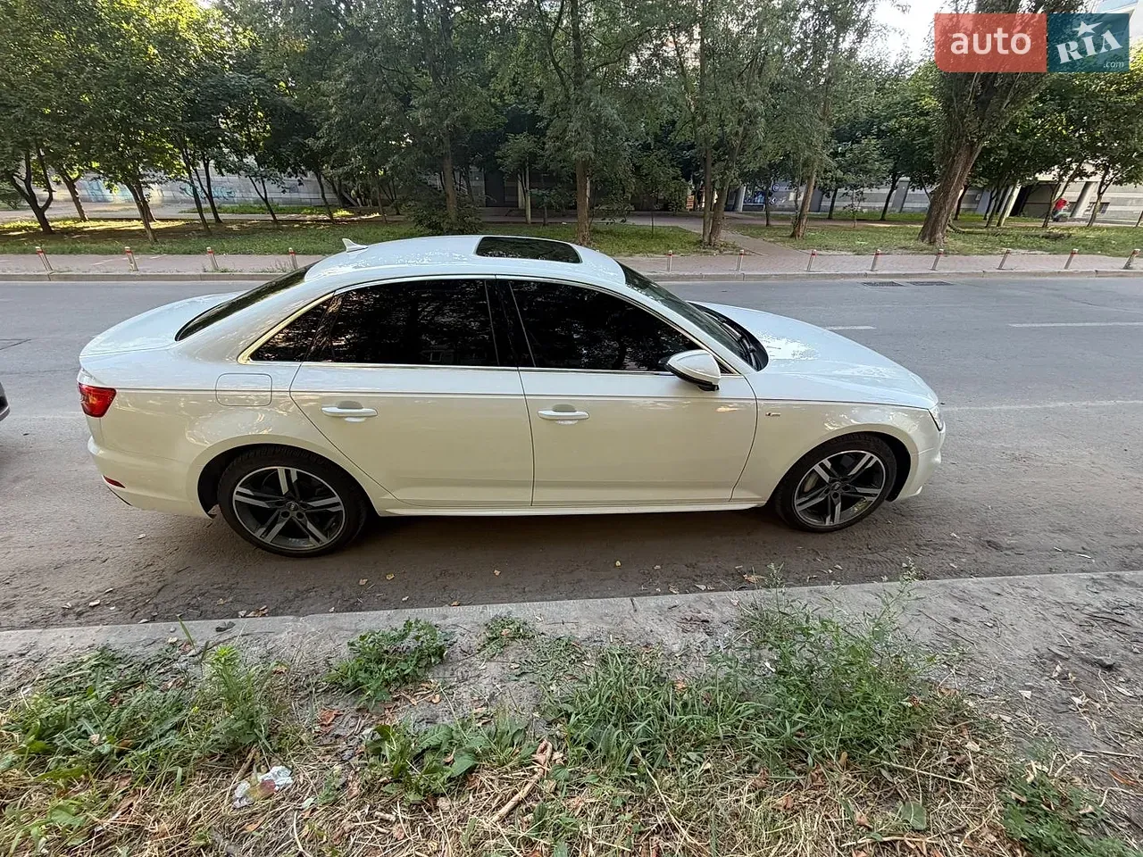 Audi A4 2017 photo 4